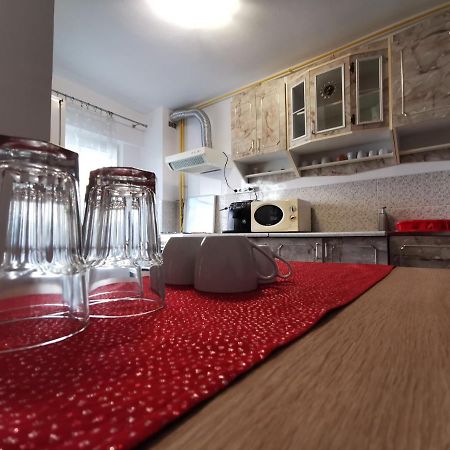 Apartament Vrevents Deva Zewnętrze zdjęcie
